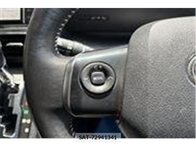 Toyota SIENTA 2019-01 7224999-24