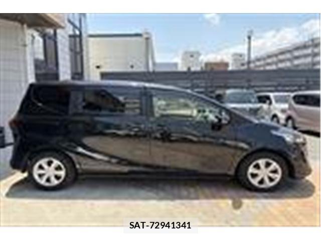 Toyota SIENTA 2019-01 7224999-6