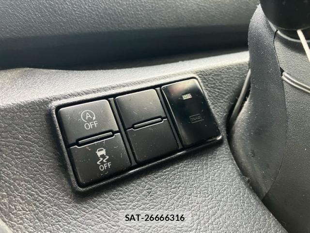 Toyota SIENTA 2021-08 7225012-13