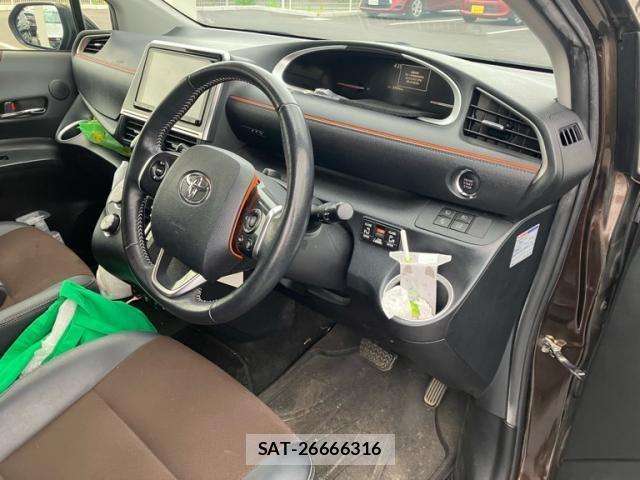 Toyota SIENTA 2021-08 7225012-16