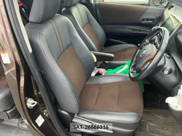 Toyota SIENTA 2021-08 7225012-17