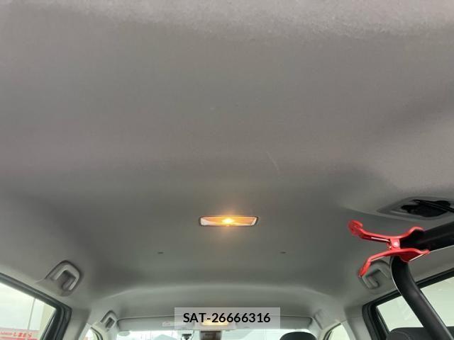 Toyota SIENTA 2021-08 7225012-19