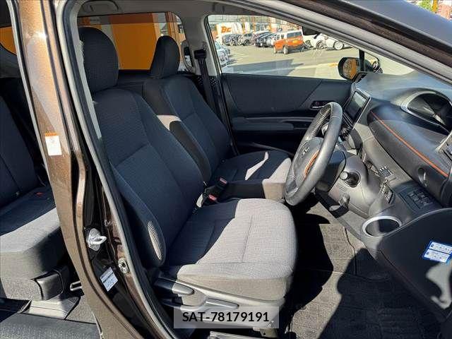 Toyota SIENTA 2017-10 7224998-15