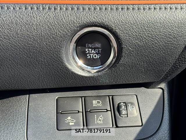 Toyota SIENTA 2017-10 7224998-5
