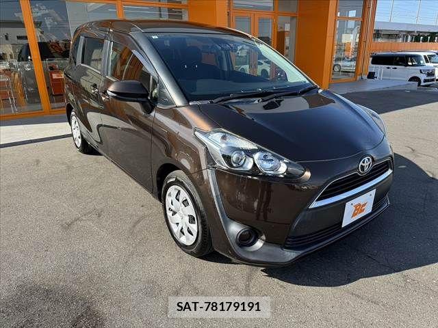 Toyota SIENTA 2017-10 7224998-7