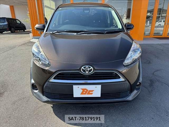 Toyota SIENTA 2017-10 7224998-8