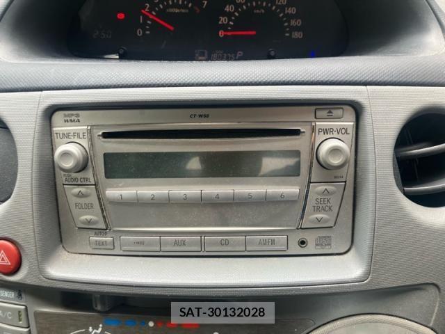 Toyota SIENTA 2008-05 7224959-16