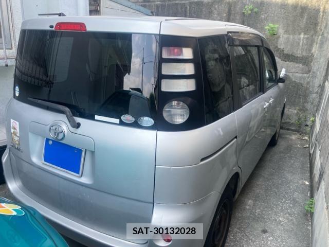 Toyota SIENTA 2008-05 7224959-1