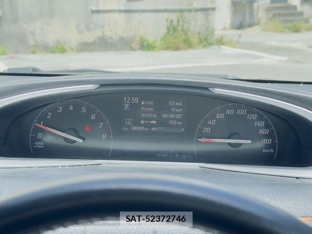 Toyota SIENTA 2016-06 7224982-17