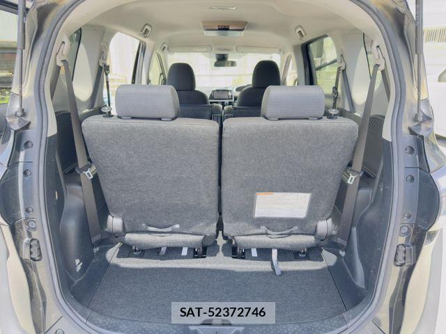 Toyota SIENTA 2016-06 7224982-21