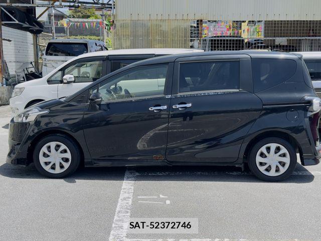 Toyota SIENTA 2016-06 7224982-4