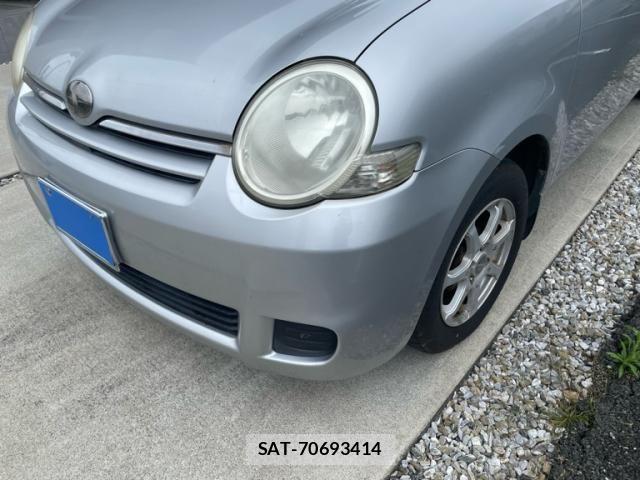 Toyota SIENTA 2007-09 7224956-4