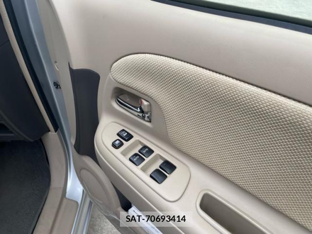 Toyota SIENTA 2007-09 7224956-6