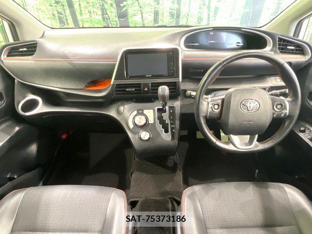 Toyota SIENTA 2017-12 7224995-1