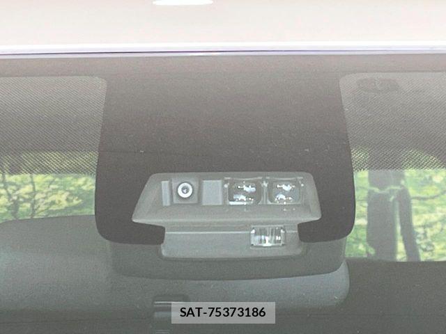 Toyota SIENTA 2017-12 7224995-2