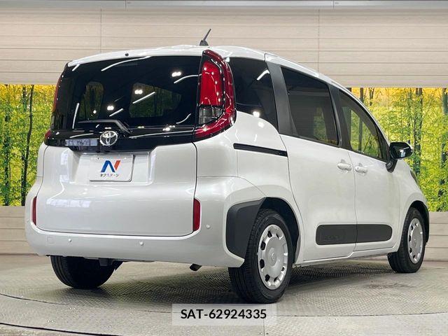 Toyota SIENTA 2025-04 7225022-16