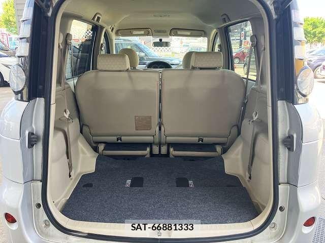Toyota SIENTA 2009-07 7224961-7