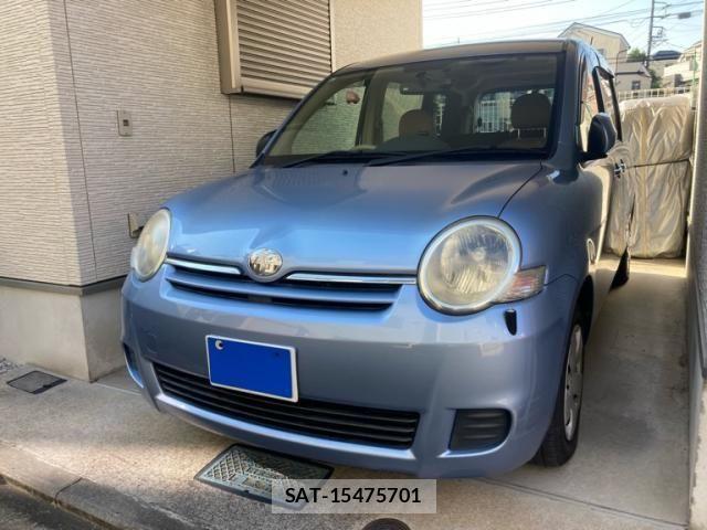 Toyota SIENTA 2011-10 7224964-1