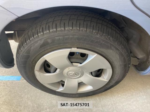 Toyota SIENTA 2011-10 7224964-7