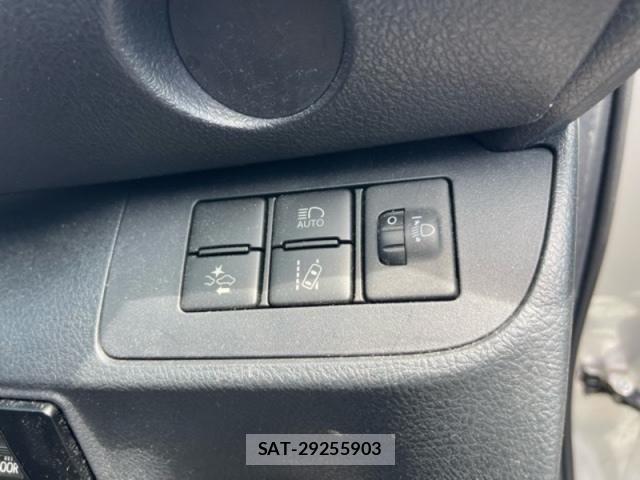 Toyota SIENTA 2019-03 7225005-20