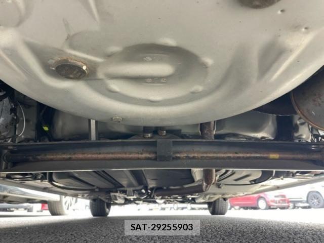 Toyota SIENTA 2019-03 7225005-27