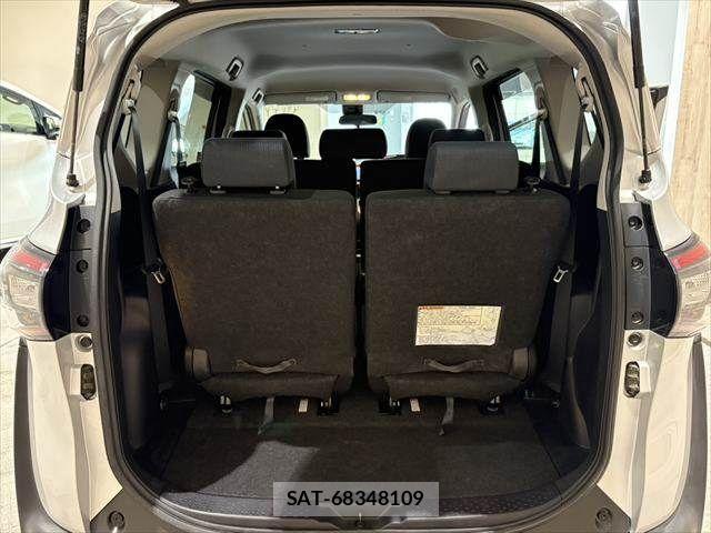 Toyota SIENTA 2016-01 7224976-9