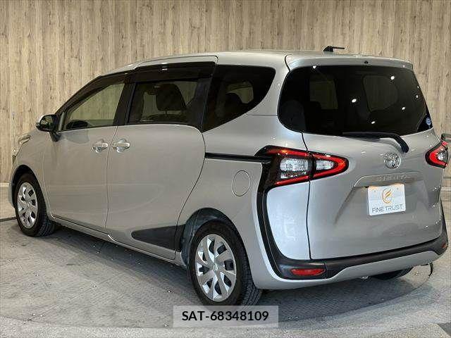 Toyota SIENTA 2016-01 7224976-19