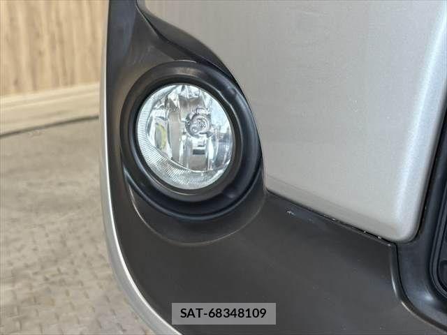 Toyota SIENTA 2016-01 7224976-26
