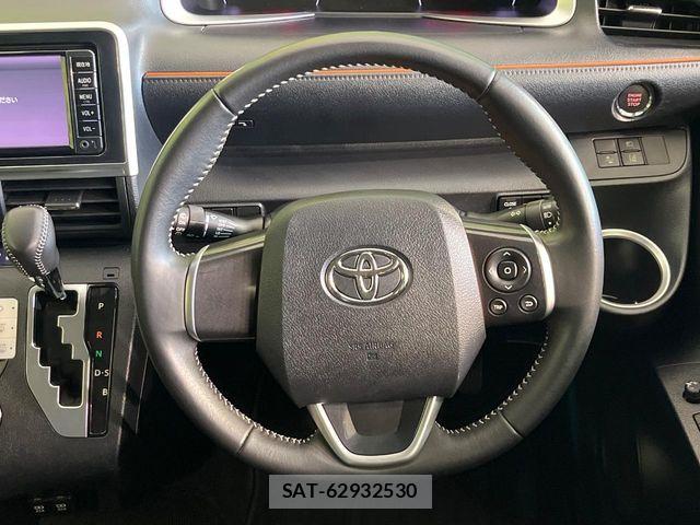 Toyota SIENTA 2018-12 7224997-11