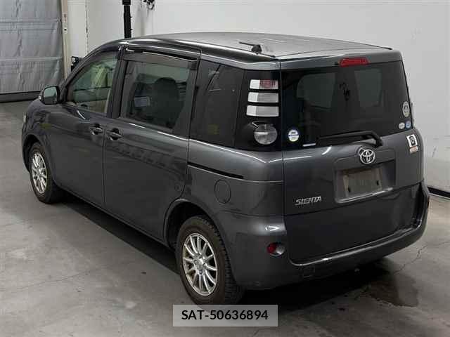 Toyota SIENTA 2010 7230128-1