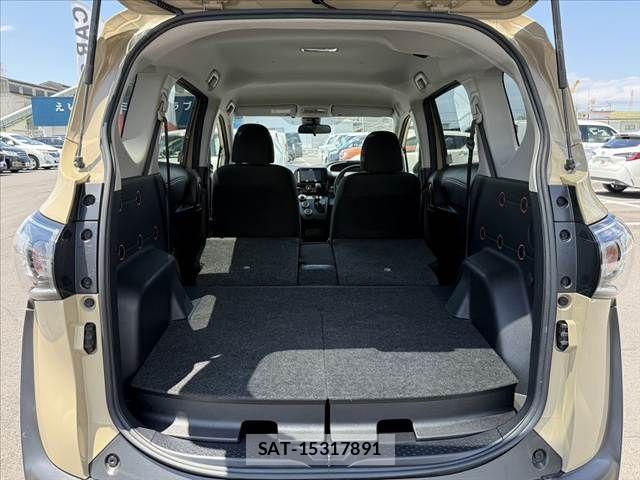 Toyota SIENTA 2019-01 7225003-20