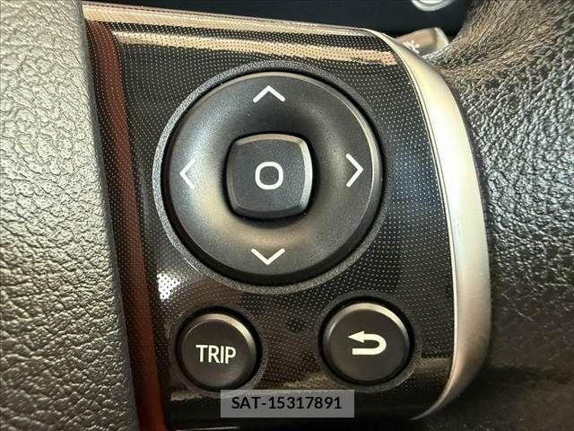 Toyota SIENTA 2019-01 7225003-23