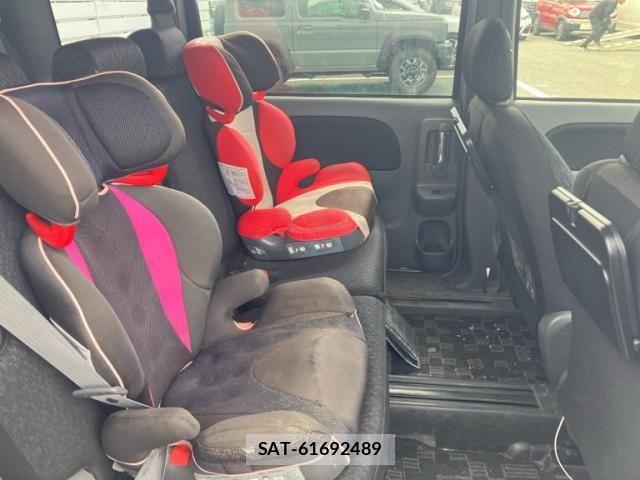 Toyota SIENTA 2013-02 7224966-13