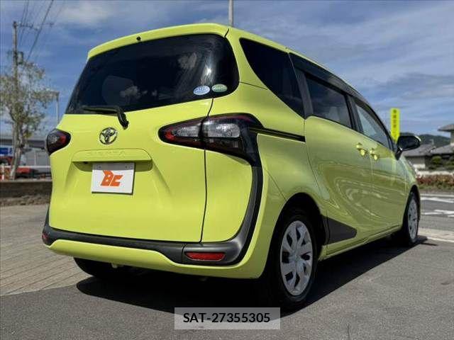 Toyota SIENTA 2016-06 7224978-14