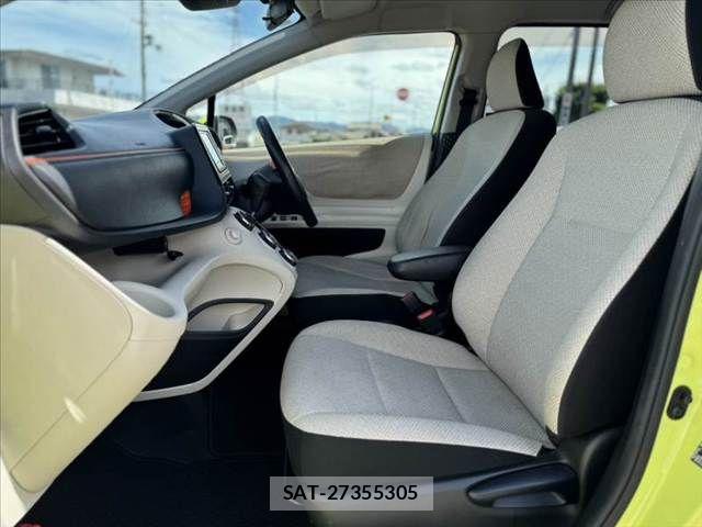 Toyota SIENTA 2016-06 7224978-16