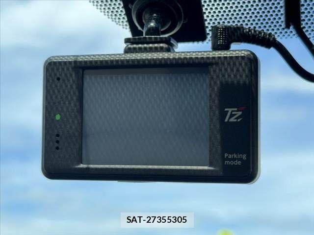 Toyota SIENTA 2016-06 7224978-29