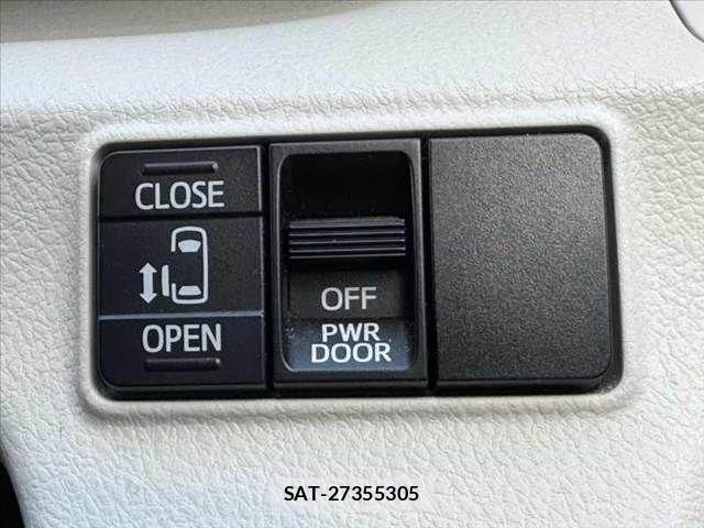 Toyota SIENTA 2016-06 7224978-4