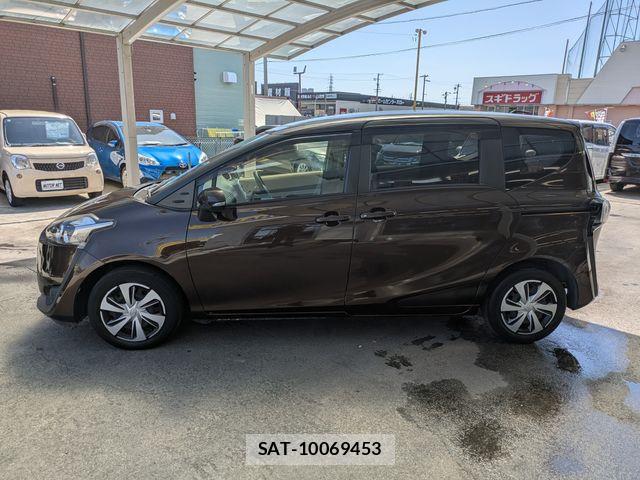 Toyota SIENTA 2016-02 7224980-20
