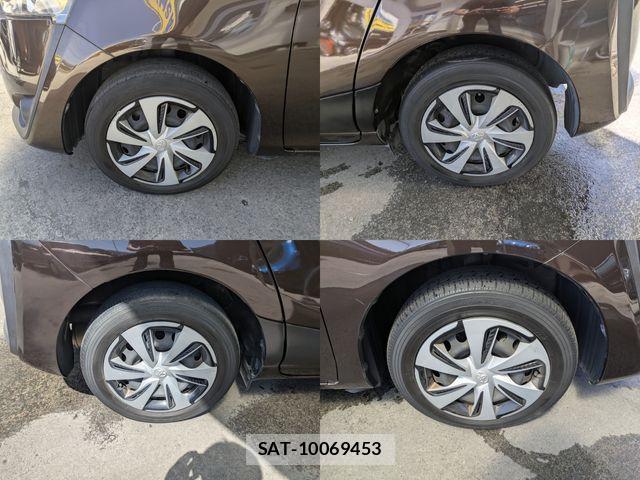 Toyota SIENTA 2016-02 7224980-24