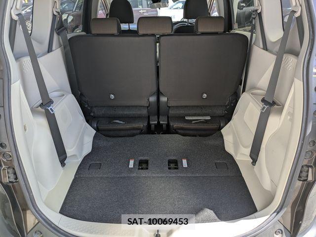 Toyota SIENTA 2016-02 7224980-7
