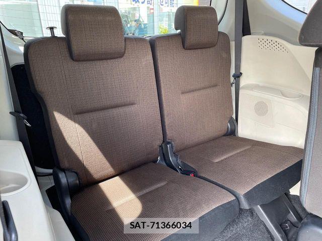 Toyota SIENTA 2016-10 7224990-9