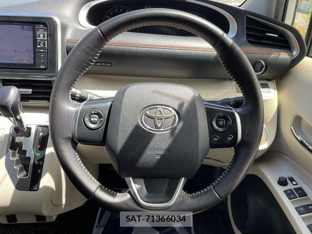 Toyota SIENTA 2016-10 7224990-11
