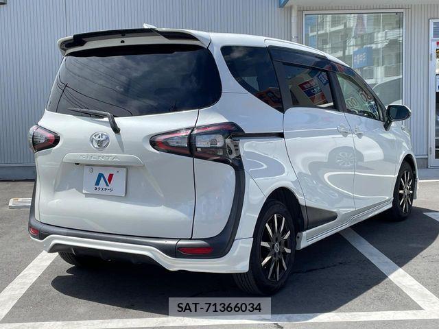 Toyota SIENTA 2016-10 7224990-17