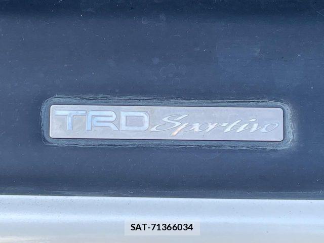 Toyota SIENTA 2016-10 7224990-2