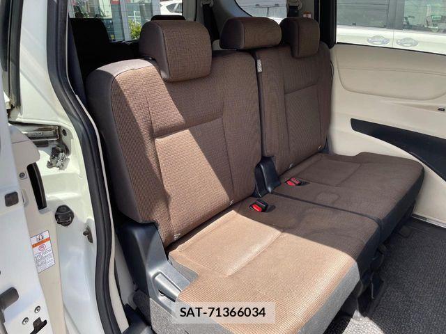 Toyota SIENTA 2016-10 7224990-8