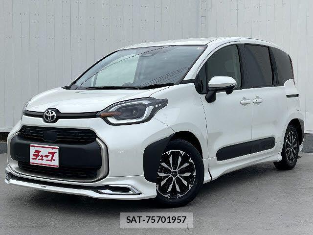 Toyota SIENTA 2022-10 7225013-0