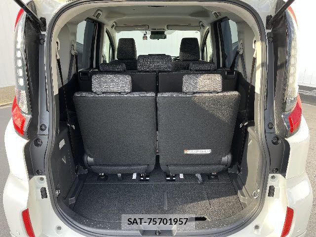 Toyota SIENTA 2022-10 7225013-20