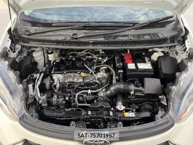 Toyota SIENTA 2022-10 7225013-27
