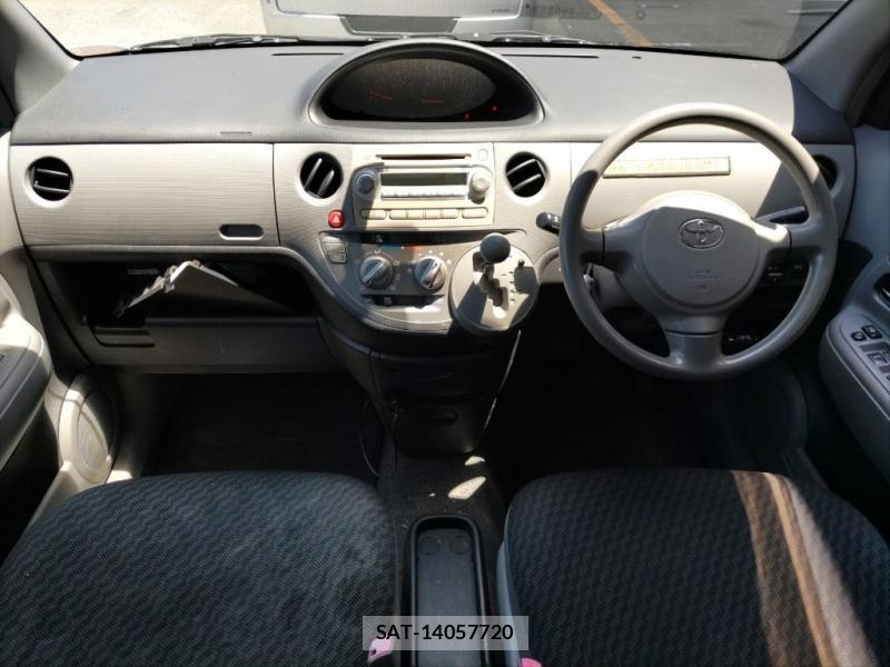 Toyota SIENTA 2009 7223075-4