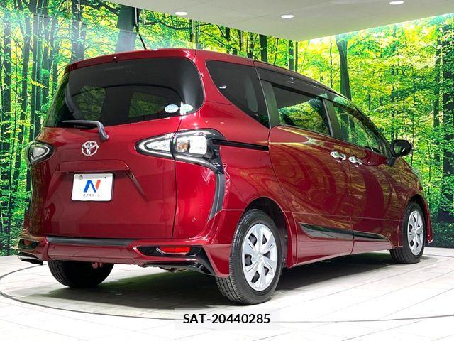 Toyota SIENTA 2020-12 7225007-16